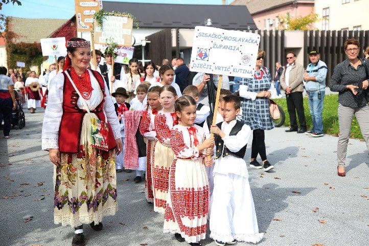 Grad prijatelj djece, Turistička zajednica grada Kutine, TZGK, TZK, Turizam, Hrvatska, Moslavina, Kutina, dani kruha, Kutina grad prijatelj djece